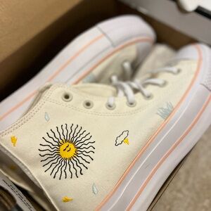 Converse Cream and Yellow Sun Embroidered Sneakers